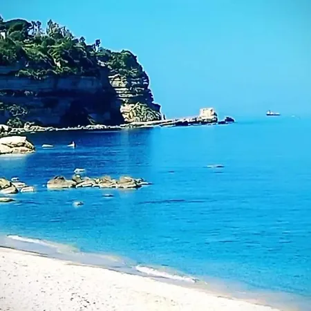 Lo Scoglio Del Cavaliere Appartement